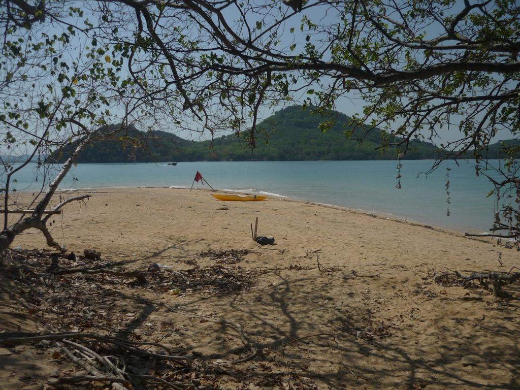 Pasai Beach Lodge Яо-Ной Экстерьер фото