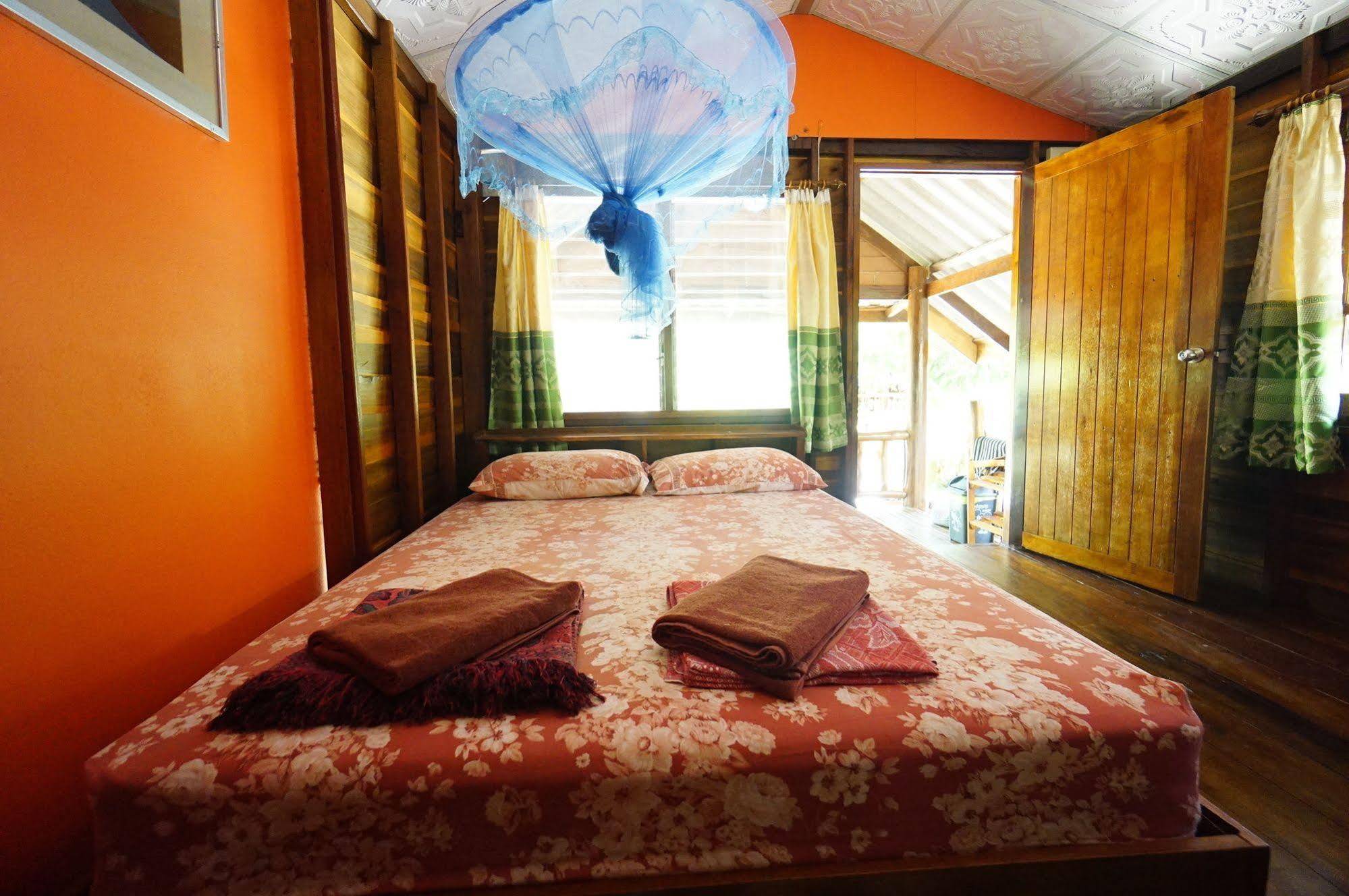 Pasai Beach Lodge Яо-Ной Экстерьер фото